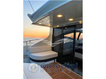 Azimut 62S