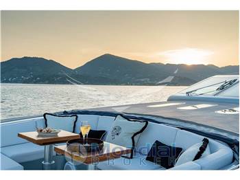 Cantieri dell'Arno Leopard 34