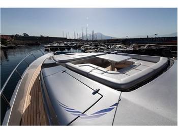 Pershing Pershing 82