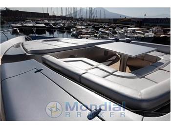 Pershing Pershing 82