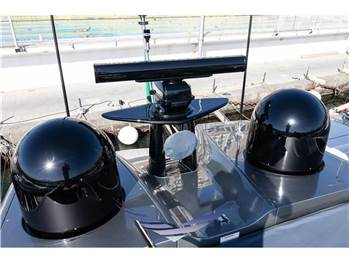 Pershing Pershing 82