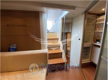 Pershing 56