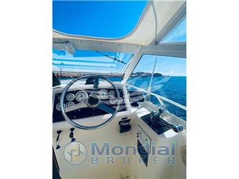 Bertram Yacht 28' Moppie
