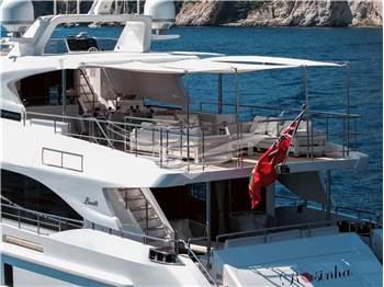 Benetti Delfino 95