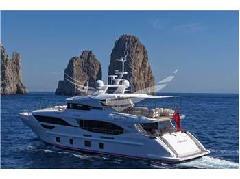 Benetti Delfino 95