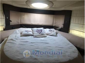 Azimut 43S