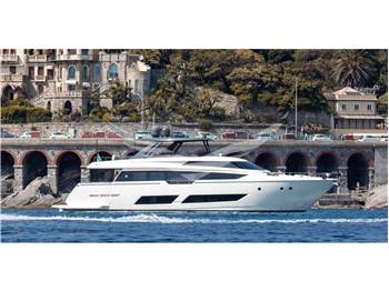Ferretti Yachts 850