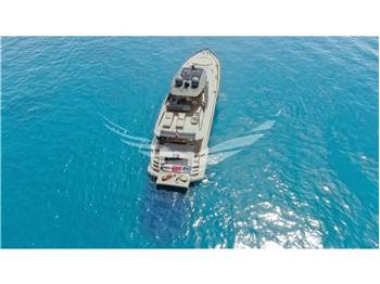 Ferretti Yachts 850