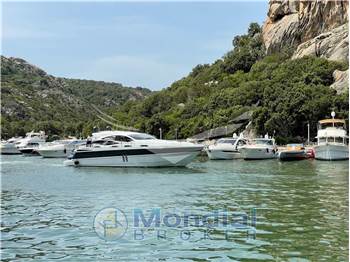 Pershing 62