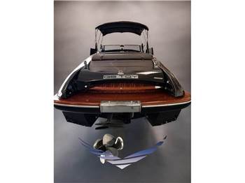 Riva 27 ISEO