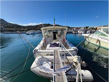 Bertram Yacht 38' Special