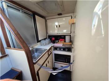 Bertram Yacht 38' Special