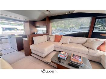 Princess Yachts S65