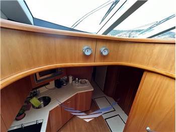 Sunseeker Predator 72
