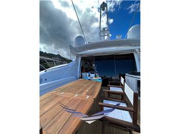 Sunseeker Predator 72