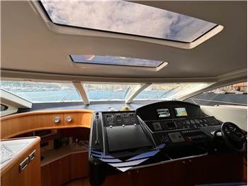 Sunseeker Predator 72