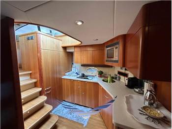 Sunseeker Predator 72