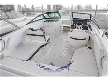 Sea Ray 210 SPXE