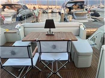 Azimut 43S
