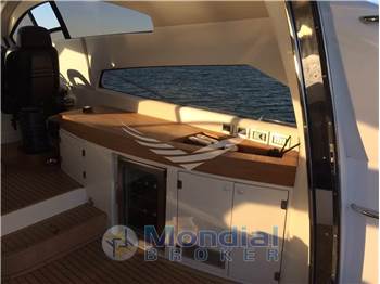 Sunseeker Predator 75