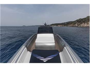 Maori Yacht Maori 50 T-Top