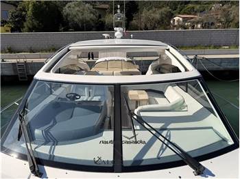 Princess Yachts V53