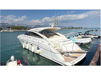 Princess Yachts V53