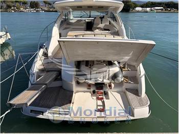 Princess Yachts V53
