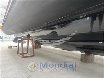 Buzzi 40 RIB
