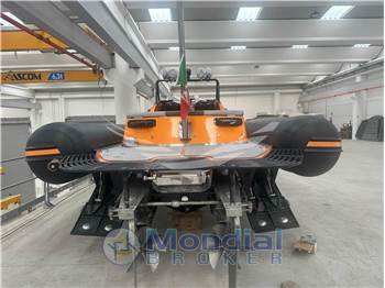 Buzzi 40 RIB