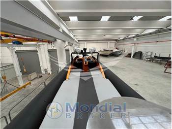 Buzzi 40 RIB