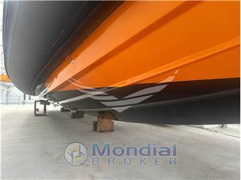 Buzzi 40 RIB
