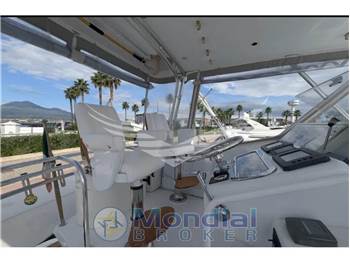 Hatteras 50' Convertible