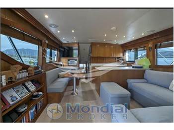 Hatteras 50' Convertible
