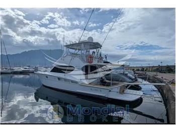 Hatteras 50' Convertible