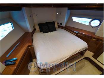 Sunseeker 68 Sport Yacht