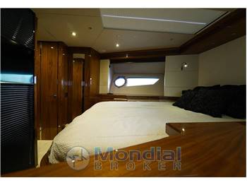 Sunseeker 68 Sport Yacht