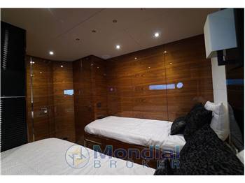 Sunseeker 68 Sport Yacht