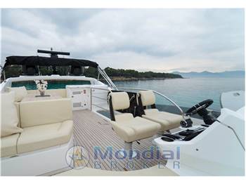 Sunseeker 68 Sport Yacht