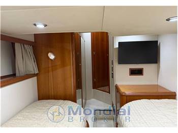 Sunseeker Predator 61