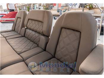 Axopar 28 T-Top