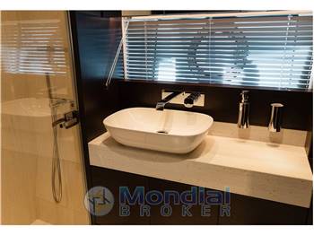 Sunseeker Manhattan 55