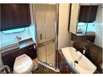 Sunseeker Manhattan 70