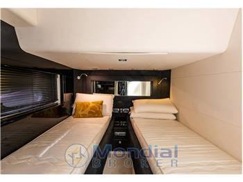 Sunseeker Predator 74