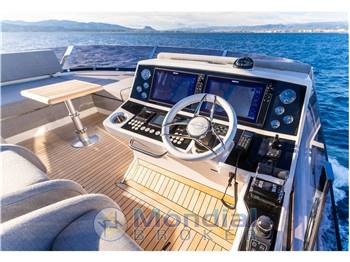 Sunseeker 76 Yacht
