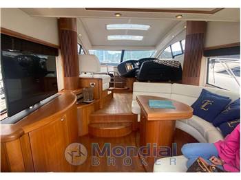 Sunseeker Predator 52