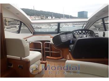 Sunseeker Predator 52