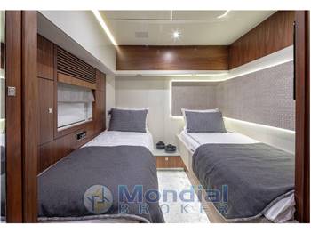 Sunseeker Predator 84