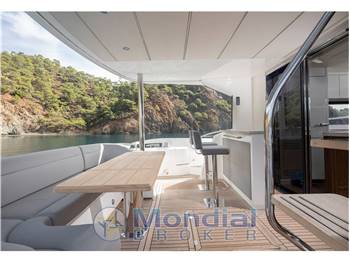 Sunseeker Manhattan 66