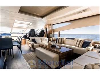Sunseeker 80 Sport Yacht